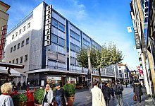 Karstadt Kaufhaus - Bahnhofstra&szlig;e - Barbara Franke