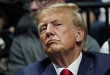 Trump besucht Wrestling Finale - Sue Ogrocki