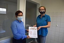 Dorothee Brandt (l.) traf sich auch mit Tier&auml;rztin Linda Oelschl&auml;ger. - SPD Rahden