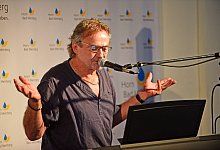 nic_9794b - Nicole Ellerbrake