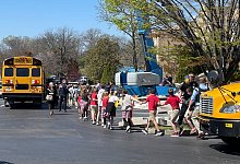 Sch&uuml;sse an Grundschule in US-Stadt Nashville - Jonathan Mattise