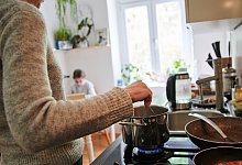 KINA - Warum Mütter häufiger nachmittags Zuhause sind - Annette Riedl