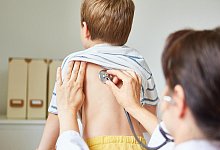 Kinderarzt - picture alliance