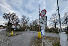 Busschleuse Wüstener Straße - Freya Köhring