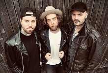 image11 - Dirty Deep