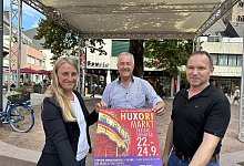 Katharina Vötter (v. l.), Jürgen Knabe und Christoph Hecker organisieren den Huxori-Markt. - Ralf T. Mischer