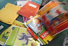 Schulbücher - Holger Hollemann/dpa