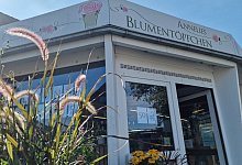 Annelies Blument&ouml;pfchen - Nadine Uphoff