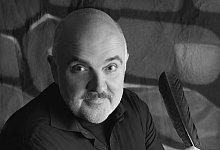 peters-mit-feder - 1 - Fotostudio Flentge