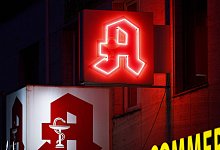 Nach einem Vorschlag des Apothekerverbands sollen bald auch Apotheken gegen Corona impfen dürfen. Dadurch könnte die Imp - IMAGO/Future Image