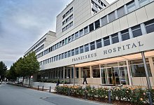 Krankenhaus - Sarah Jonek