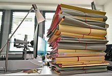 Aktenberge - Symbolfoto: dpa / Patrick Pleul