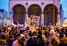 Kundgebung "Zammrei&szlig;en! - Bayern gegen Rechts" - (c) Copyright 2023, dpa (www.dpa.de). Alle Rechte vorbehalten