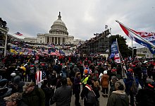 Strum auf US-Kapitol - Essdras M. Suarez