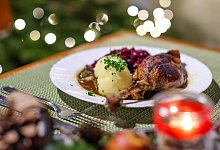 Weihnachten - G&auml;nsebraten - (c) dpa-Zentralbild
