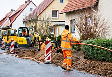 Der ungarische Arbeiter Bela C. gibt an, dass er seit dem 23. September 2022 in Werther im Bereich Glasfaserausbau arbeitet. - Symbolfoto/ dpa