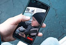 "Papa, da ist Roooot!" - der kleine Fynn wurde unz&auml;hlige Male in Aktion angeschaut. - Youtube - Der Daddy/Pixabay