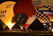 oh-flugplatzfest-kem-1b-ballongluhen - Sibylle Kemna