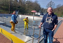 miw-freibad-1 - Michaela Wei&szlig;e