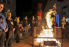 L&uuml;mmelverbrennung - Sandra Castrup