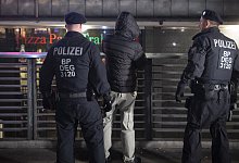 Kontrollen der Bundespolizei - Paul Zinken