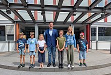 gruppenbild-ferienspa-im-lugder-rathaus-10072024 - Stadt L&uuml;gde