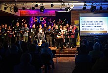 nic_6447b - Nicole Ellerbrake