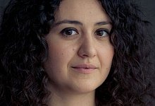 anna-foto-farbe - Anna Karapetyan