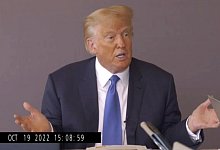 Trump verteidigt in Vernehmungsvideo vulg&auml;re Aussagen - Uncredited