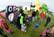 drachenfest-dt-eisenbahn-zum-durchlaufen-c-nic - Nicole Ellerbrake