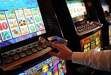 urn:newsml:dpa.com:20090101:140612- - Angelika Warmuth