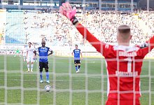 Arminia Bielefeld und der SC Verl trennen sich torlos. - Oliver Krato