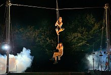 Bildst&ouml;rung kmpkt - Laurenz Tegethoff