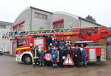 2024-03-13_jubilaum_gruppenbild_1 - Feuerwehr Oerlinghausen