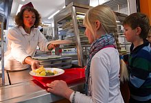 Bildungspaket f&uuml;r arme Kinder oft nicht genutzt - Verwendung weltweit