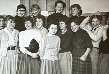 abiturientinnen-gestern - 1 - Fotorechte: Ingetraud Kamp