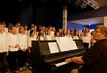 b4 - Thomas Krügler