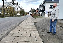 Bushaltestelle - Sylvia Frevert