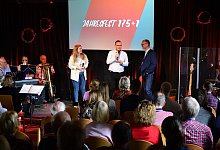 nic_8978 - Nicole Ellerbrake