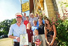 nic_8644b - Nicole Ellerbrake