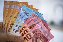 Banknoten - dpa/Monika Skolimowska