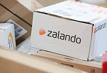 Paket des Online-Modehändlers Zalando - dpa