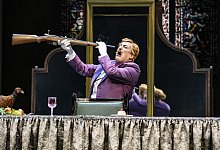 Liebe, Mord und Adelspflichten - ettina Stoess/Landestheater Detmold