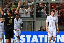 az023107 - Andreas Zobe