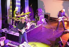 b1 - Thomas Kr&uuml;gler