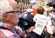 Abschlussgottesdienst des regionalen Oekumenischen Kirchentags in Osnabrueck - epd-bild / Detlef Heese