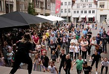 b4 - Thomas Kr&uuml;gler