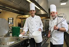 Campus-K&uuml;che Lemgo - Nico D&uuml;llmann