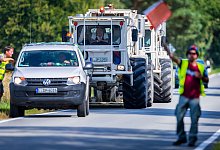 Vibro-Truck im Einsatz - Jens Büttner/dpa