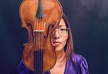 karla-enriquez-c-bei-der-kunstlerin - Bildrechte: Karla Enriques